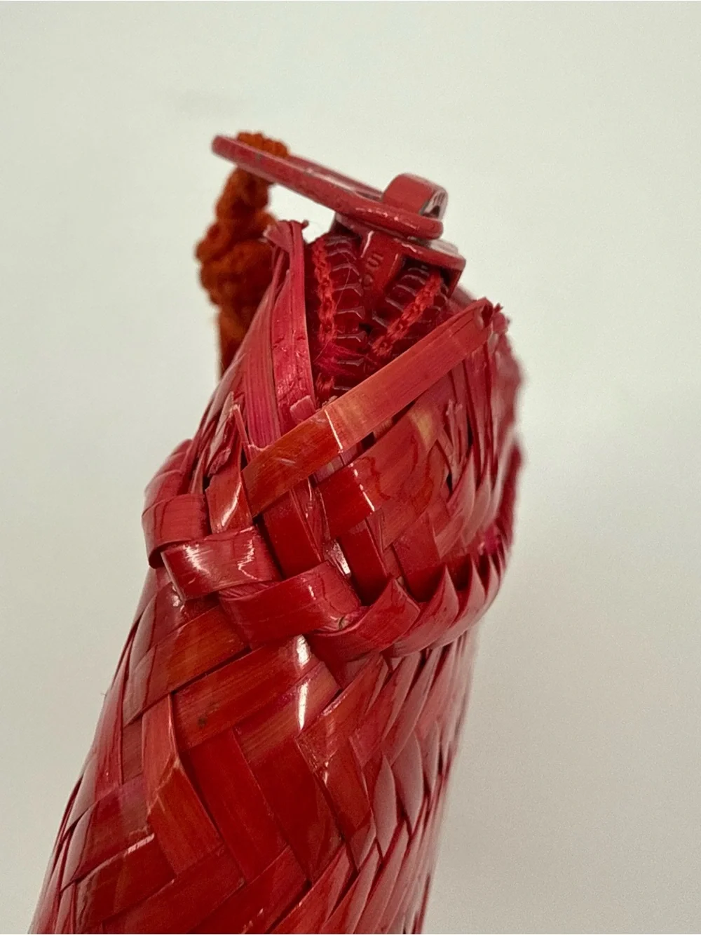 Richard Bienen Red Vintage Wicker Clutch Bag Woven Zipper Tassel Philippines